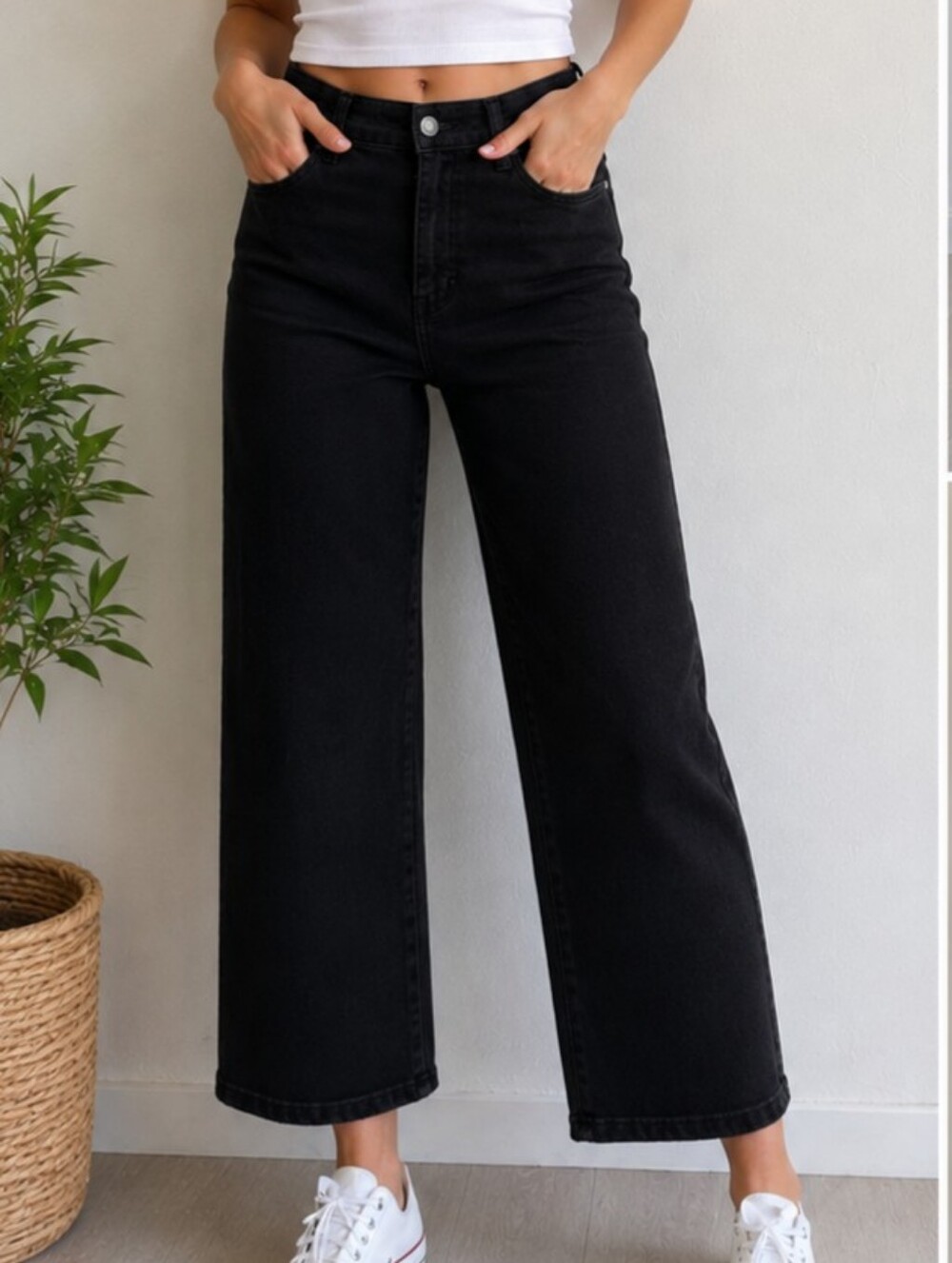 Lovervet by Vervet Black Wide Leg Crop Jeans Size 30/11 Raw Hem High Rise Stretc
